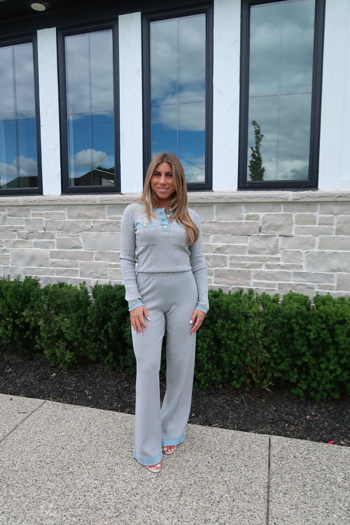 Contrast Knit Pleated Pants- Gray
