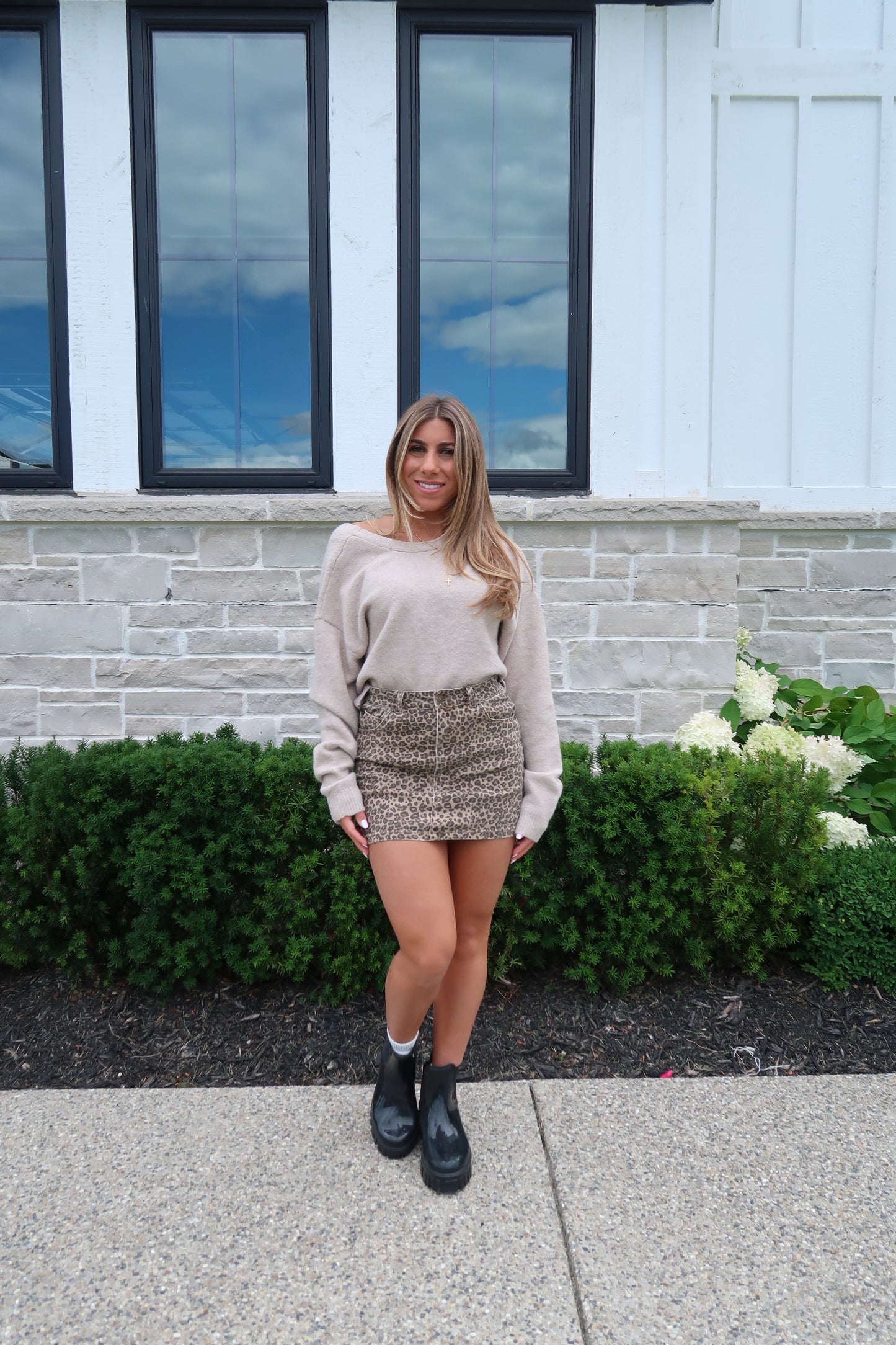Knitted Beige Bow Sweater