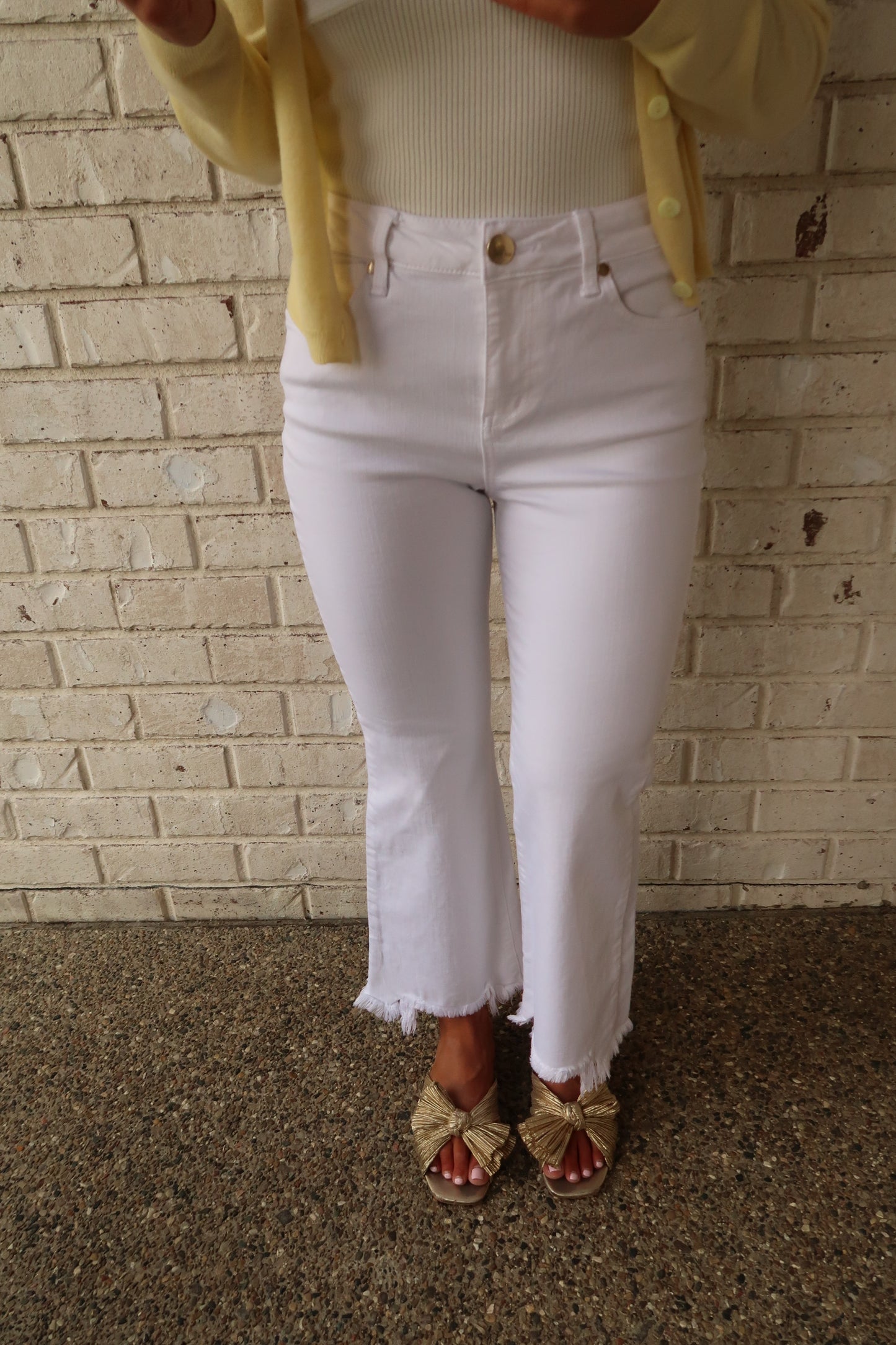 White Fray Hem Cropped Jeans