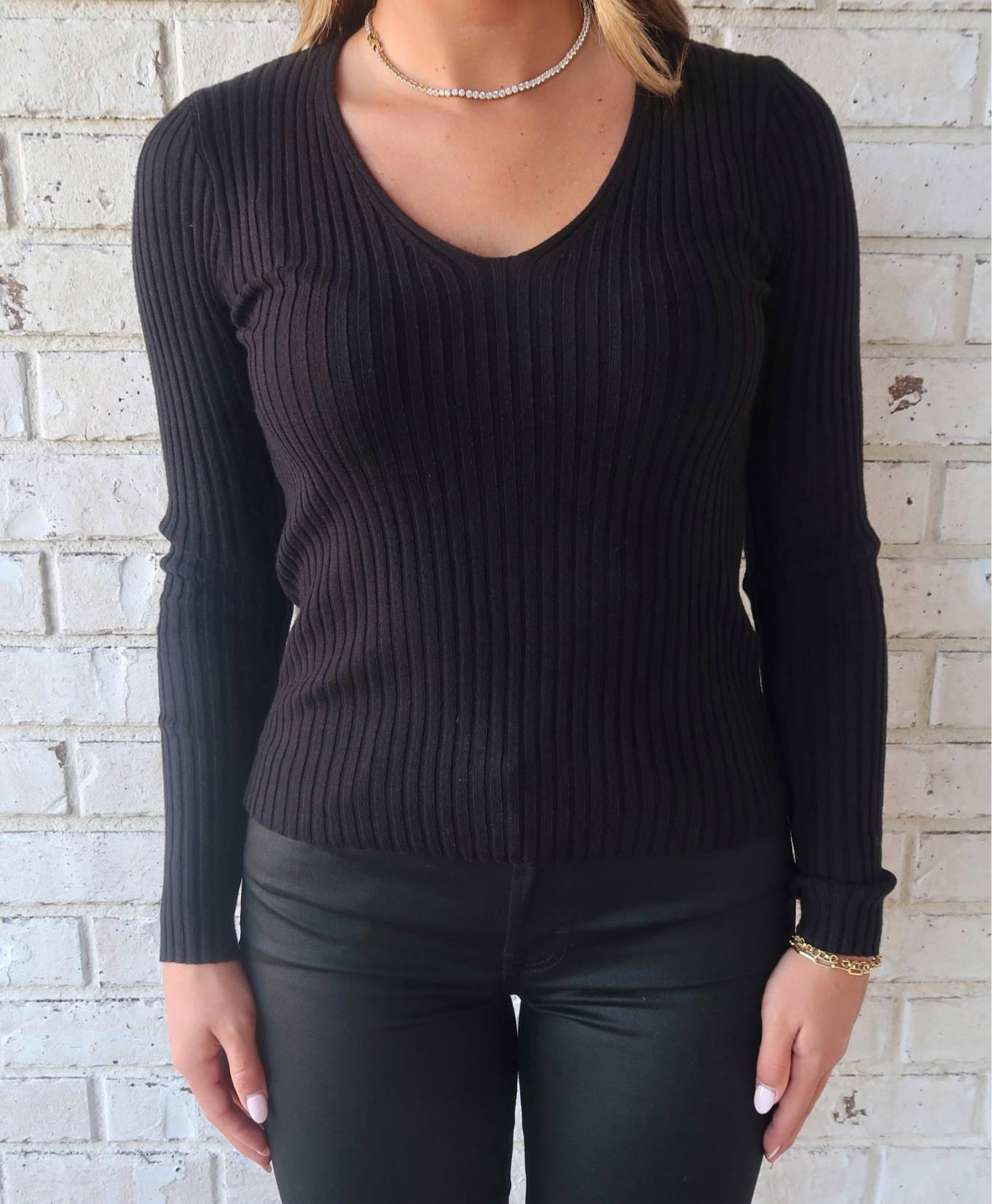 V Neck Long Sleeve Sweater - Black