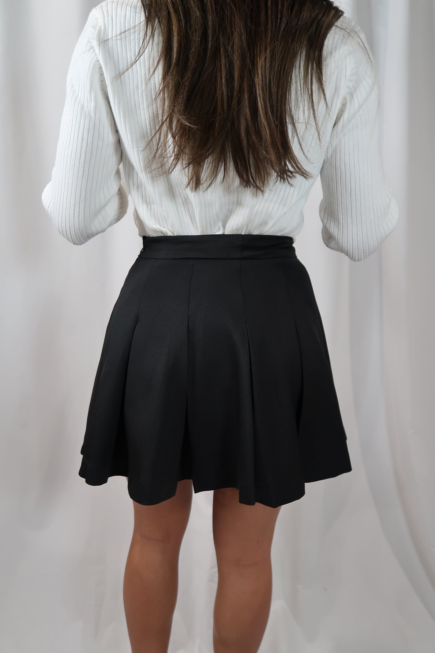 Pleated Mini Skirt -Black
