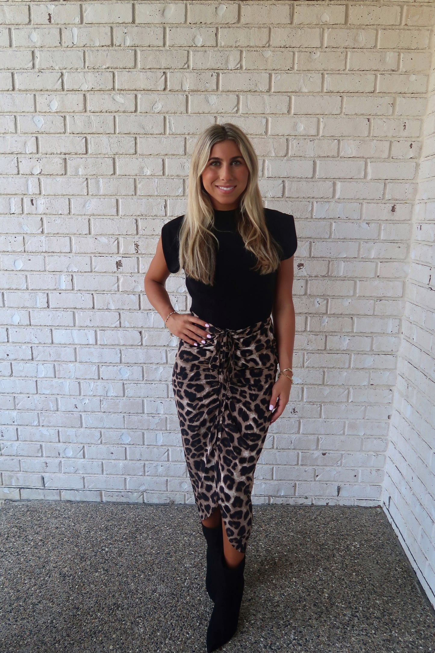 Leopard Print Ruched Midi Skirt