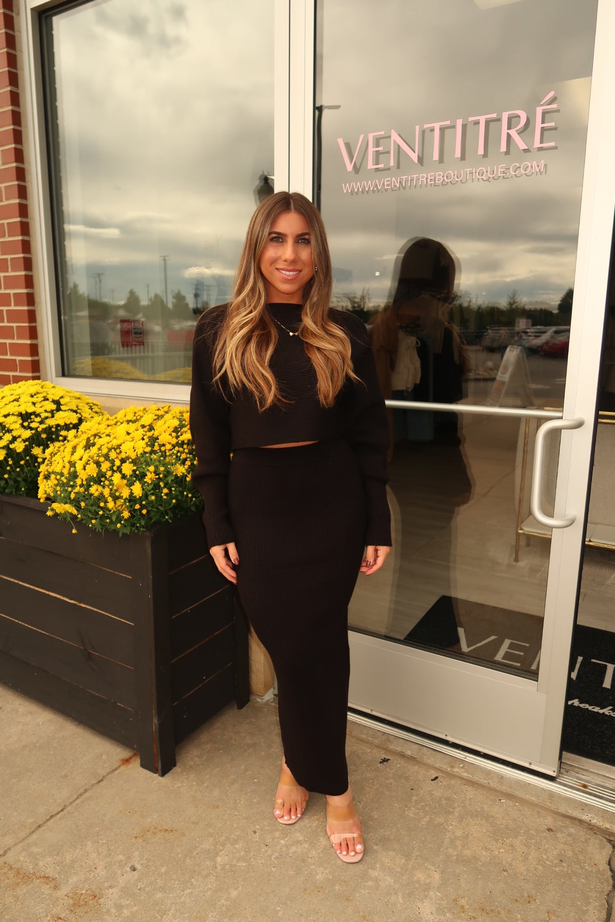 Ribbed Black High Rise Skirt