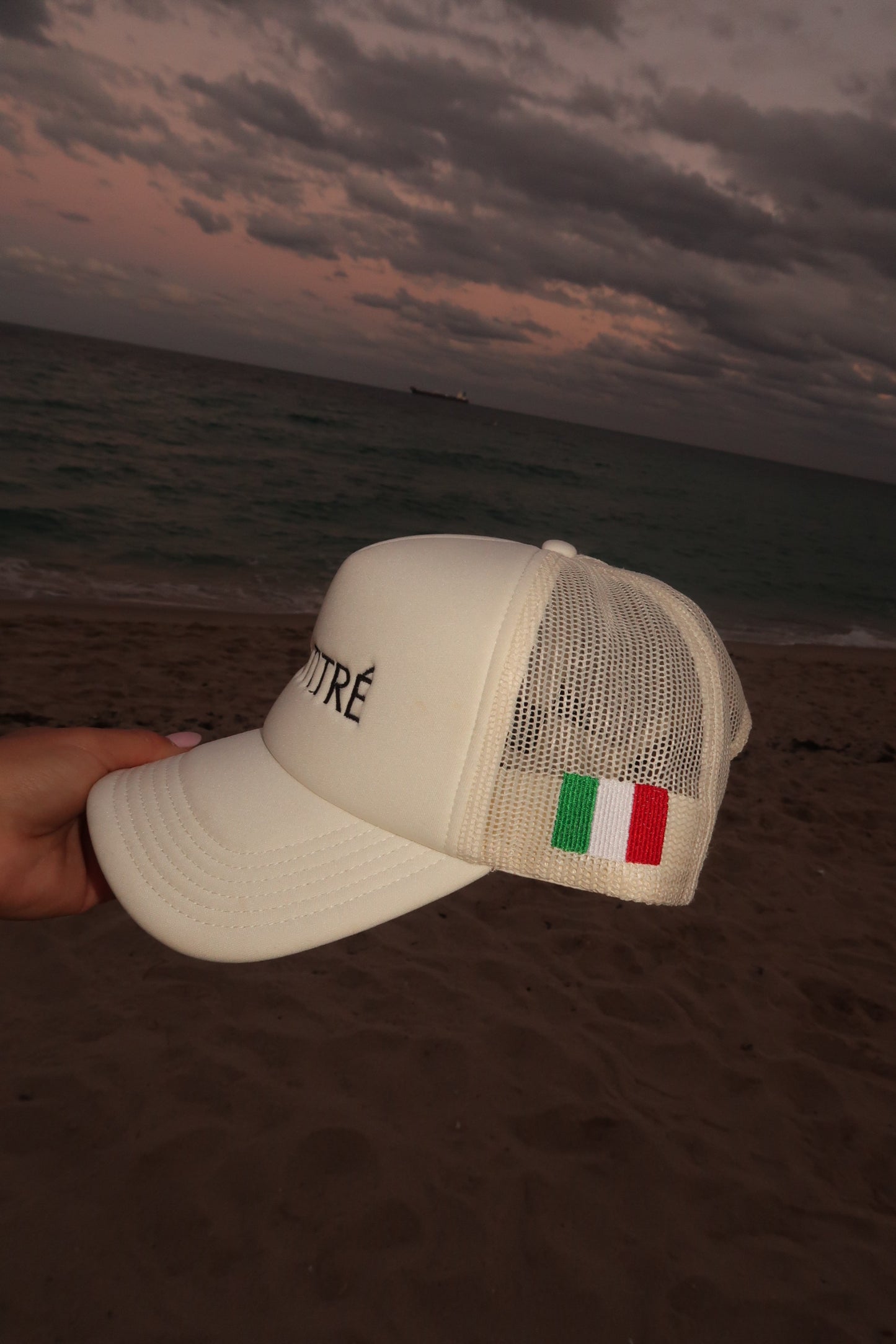 Ventitré Embroidered Hat- Cream Foam