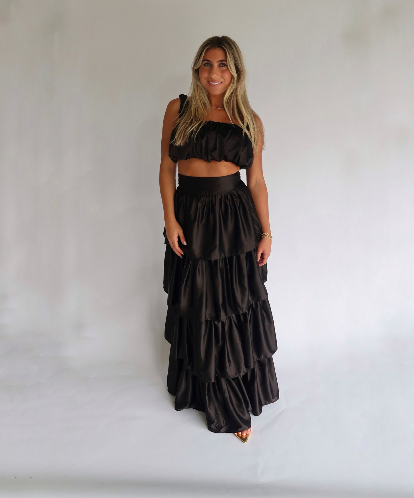 Satin Bubble Crop Top black