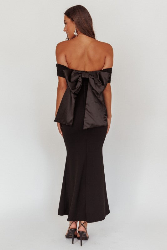 Off Shoulder Back Bow Maxi Dress